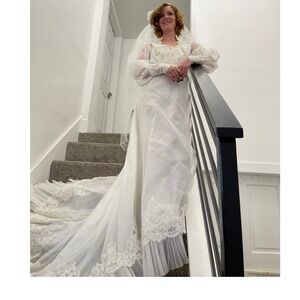 Vtg ILGWU Women Wedding Dress Beetlejuice Floral Beaded Lace White Victorian